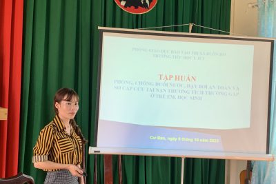 TẬP HUẤN  PHÒNG CHỐNG TAI NẠN THƯƠNG TÍCH, XÂM HẠI TRẺ EM VÀ PHÒNG CHỐNG ĐUỐI NƯỚC ĐẾN TOÀN THỂ CBGVCNV VÀ CÁC EM HỌC SINH NĂM HỌC 2023-2024