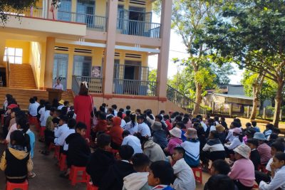 Trường Tiểu học Y Jút Tuyên truyền phòng, chống tác hại thuốc lá trong trường học, năm học 2022 -2023